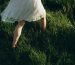 Caminar descalza en la menopausia